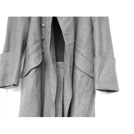 Capote originale soldat Allemand avec pattes d'epaules ref 666 