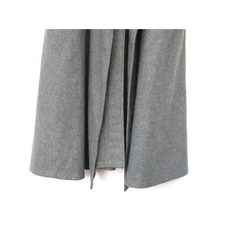 Capote originale soldat Allemand avec pattes d'epaules ref 666 