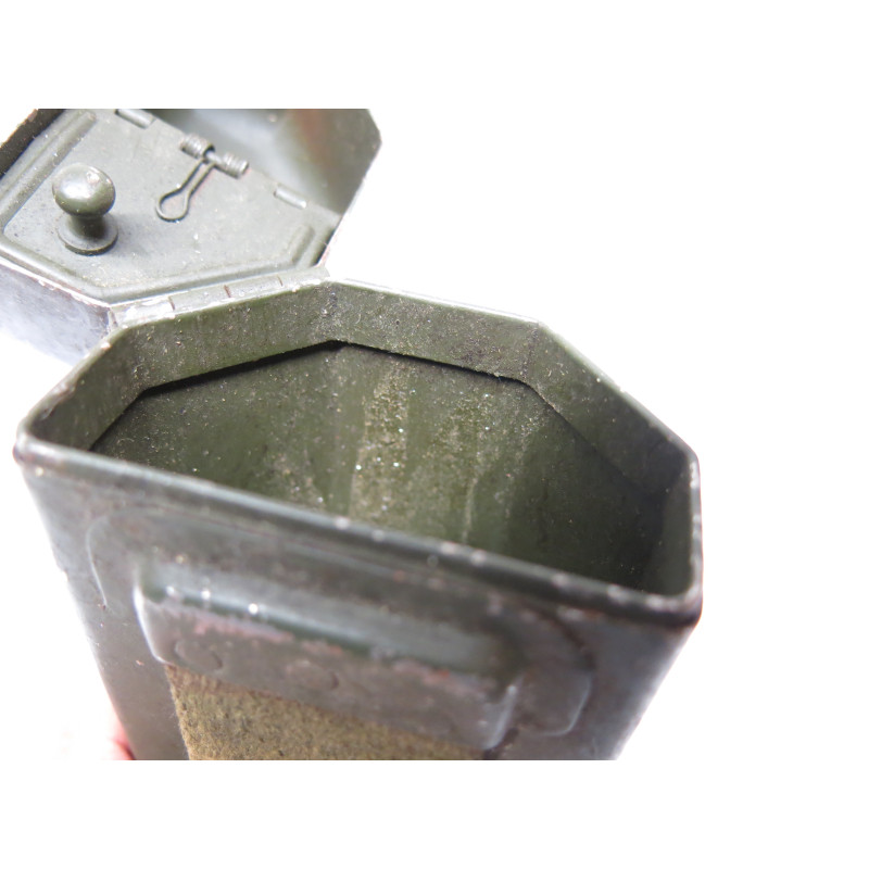 Boite couleur verte   originale pour  lunette ZF41 du fusil Mauser 98 K ref  125