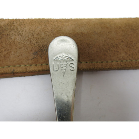 Fourchette originale  réglementaire US medical avec cuir  ww2  ref 11