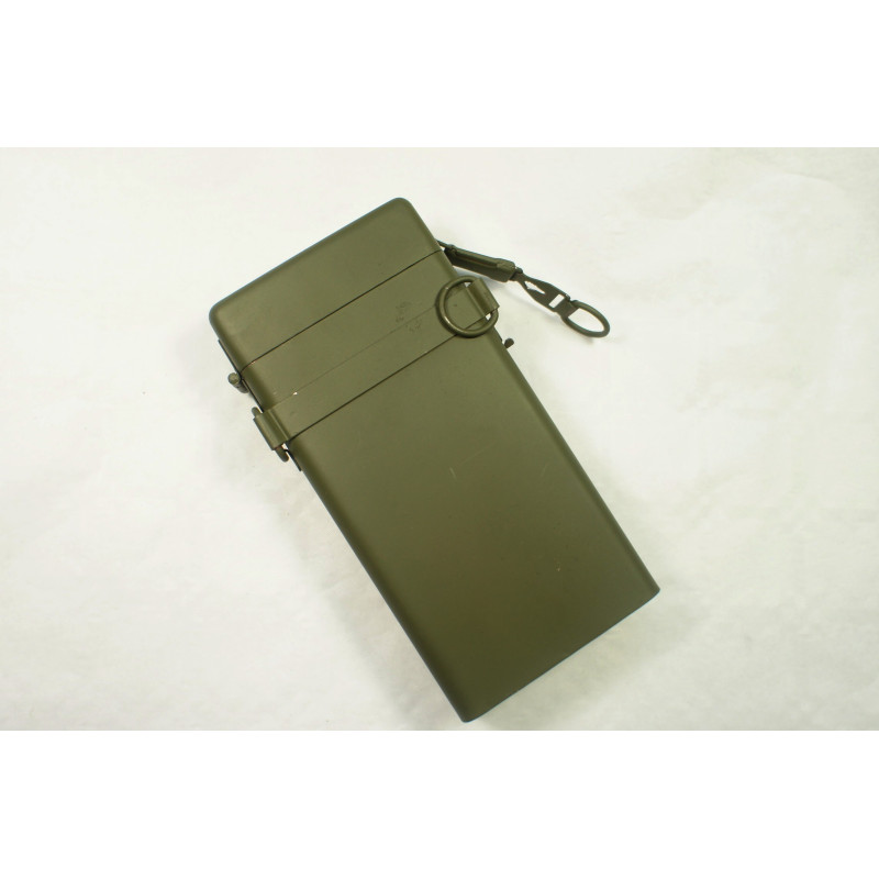 Boite de lunette ZF4 pour G43 verte repro modèle sans tissu Boite de lunette ZF4 pour G43 verte repro modèle sans tissu