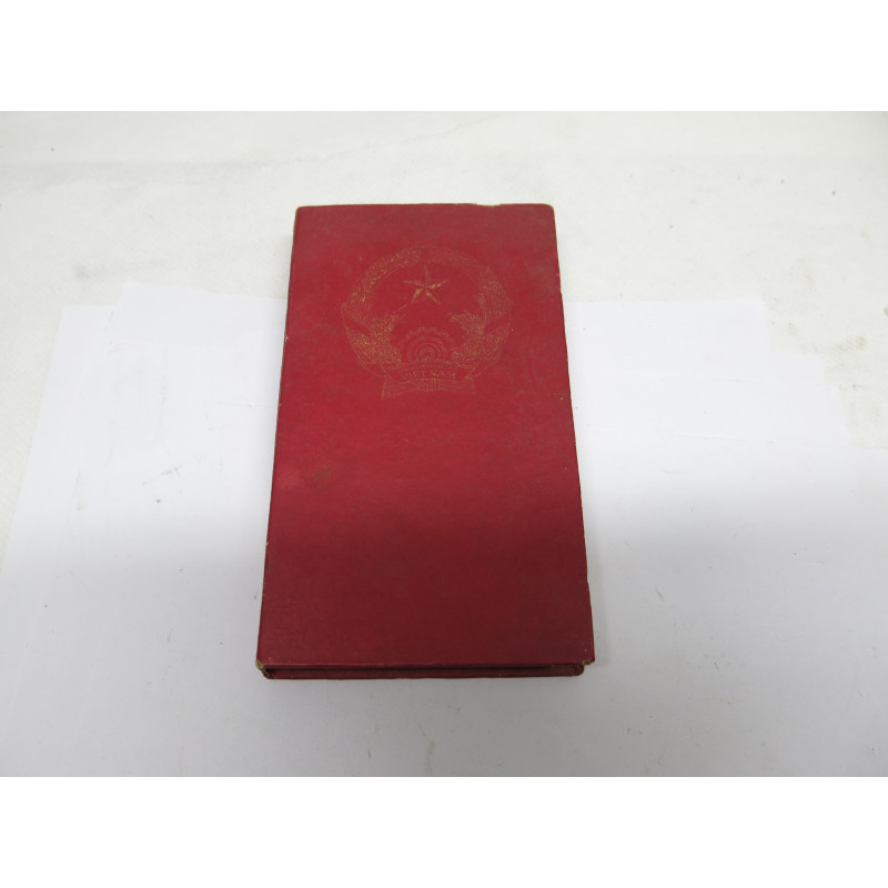 Médaille Chien Thang Nord Vietnam 1 étoile avec boite Réf 88 