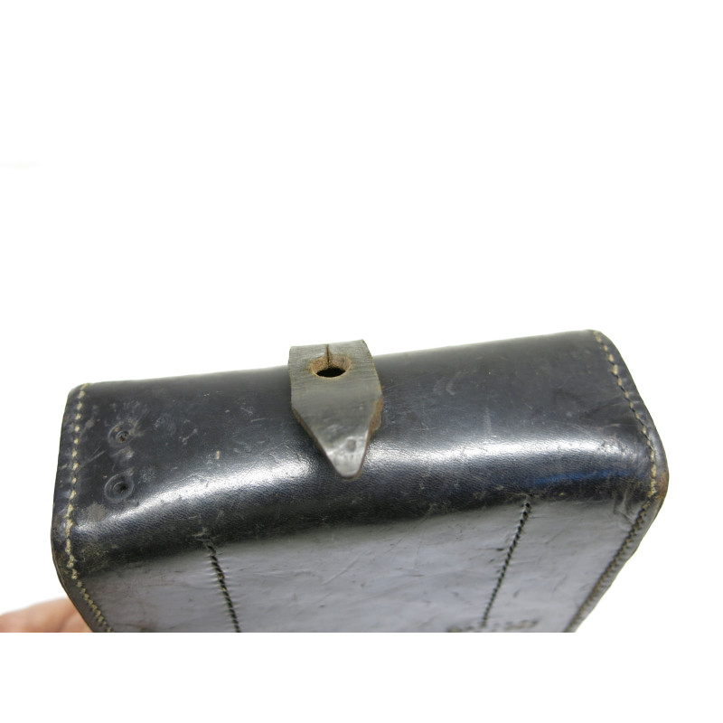 Trousse originale cuir de mitrailleur Allemand MG 34 / 42  datée 1939 ref 850 