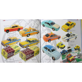 Livre Hep Taxi 100 ans de taxis en jouets et miniatures à travers le monde de Philippe Moro