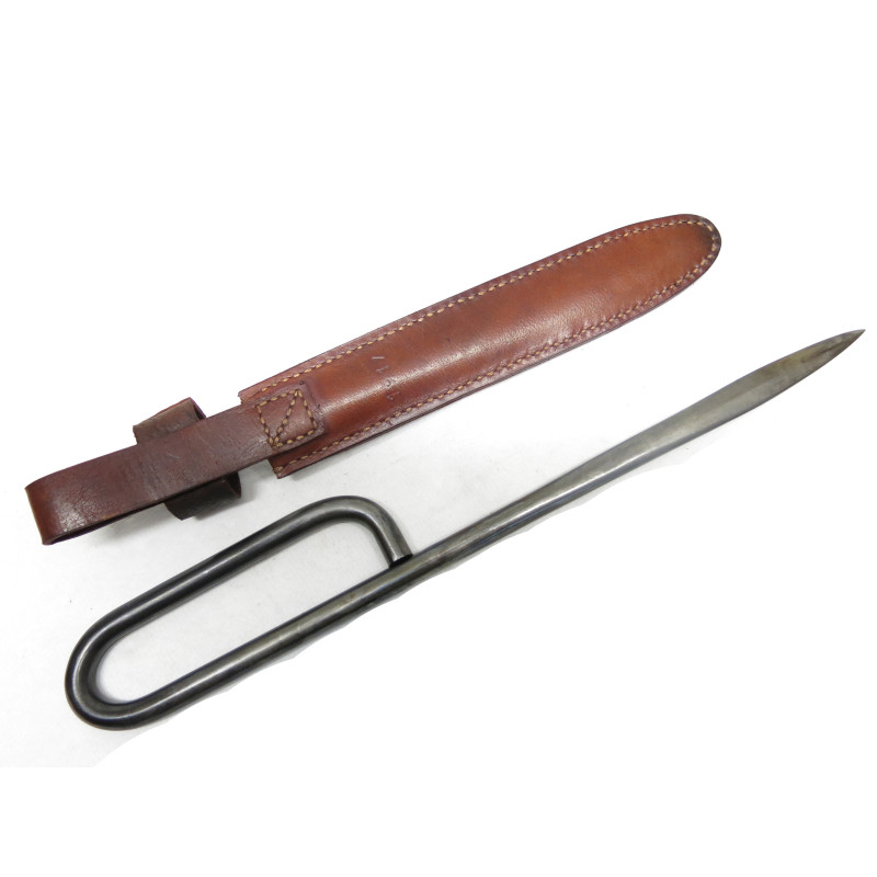 Poignard de trachée Francais clou 1917 avec fourreau cuir