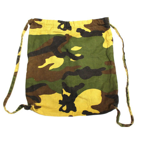 Petit sac de voyage camouflé avec pochette extérieur