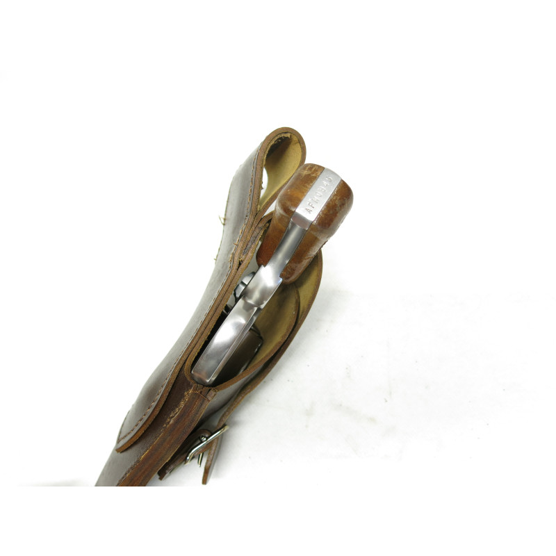 Etui cuir revolver 2 ou 4  pouces  ref  140