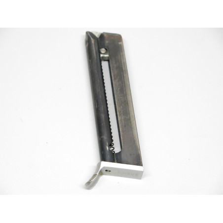 Chargeur pistolet UNIQUE DES 69  calibre 22 LR categorie B 