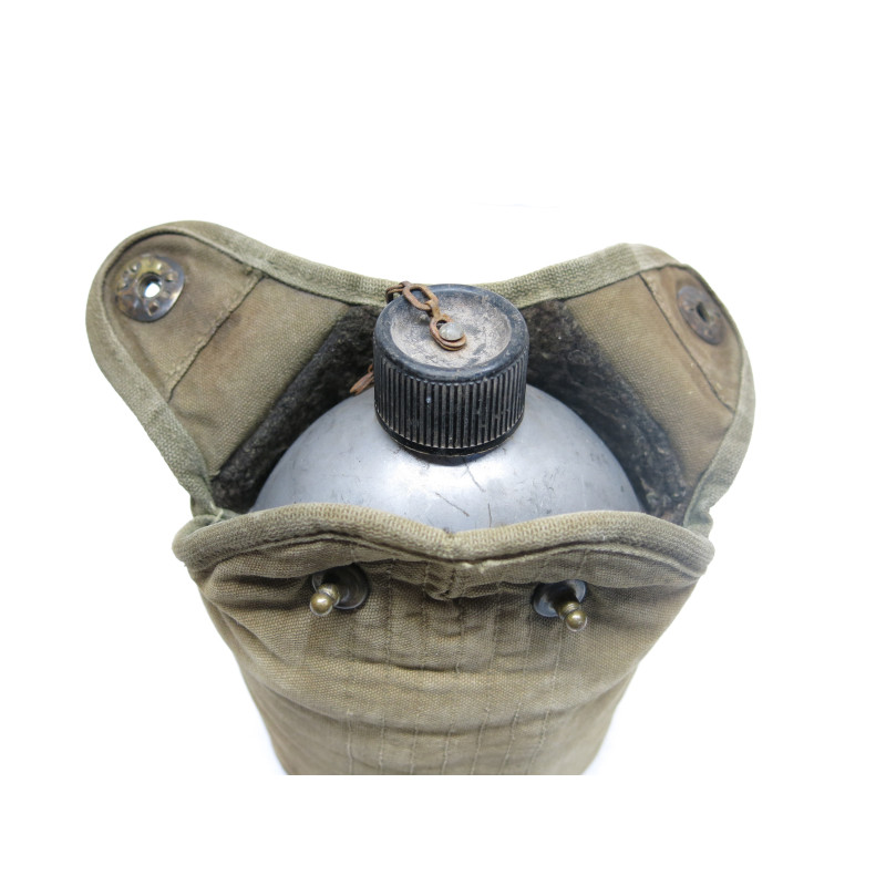 Gourde originale US 1944 complète avec quart et housse ref 980