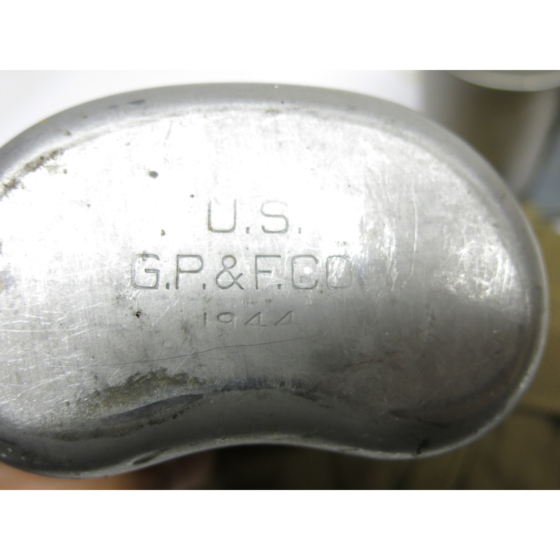 Gourde originale US 1944 complète avec quart et housse ref 980