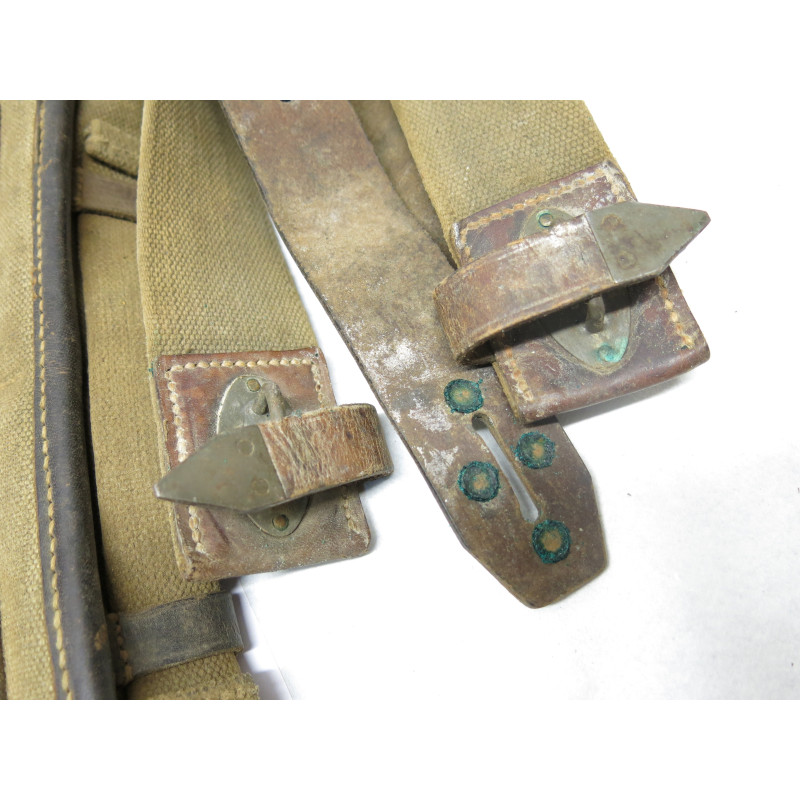 Porte chargeur bandoulière    MG 13