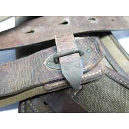 Porte chargeur bandoulière    MG 13