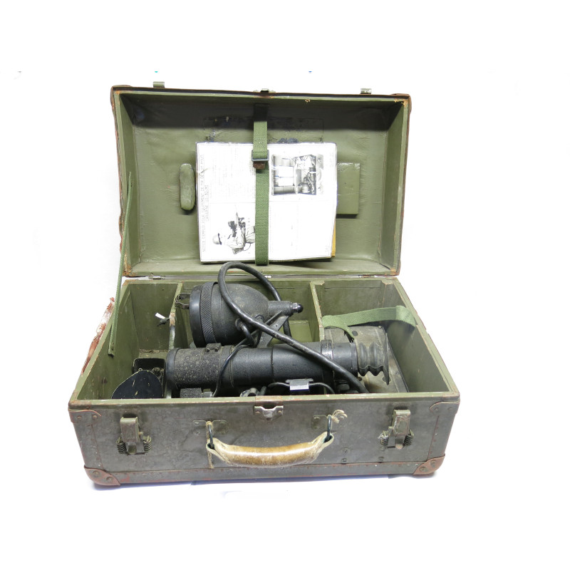 Lunette avec phare infra rouge pour carabine USM1 ou USM2  dans sa boite d'origine 