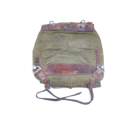 Sac a dos poil de vache Allemand daté 1938   ref  1030