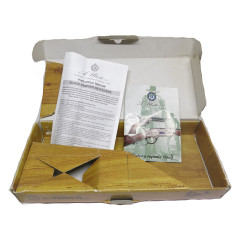 Boite revolver Uberti avec notice ref 447 