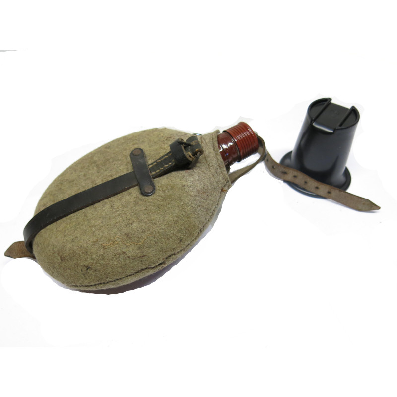 Gourde Wh original 1936 Ref A10