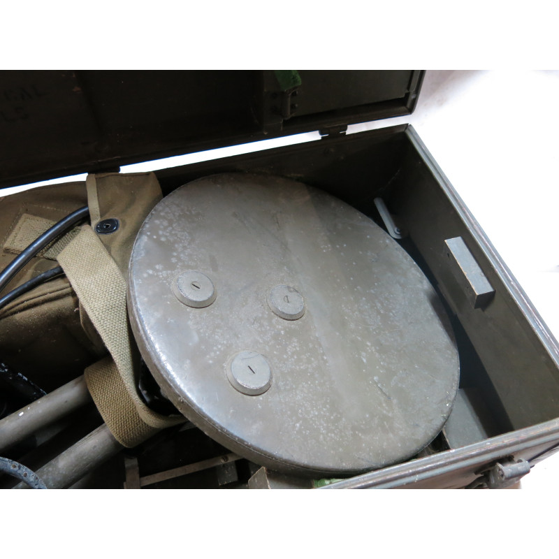 Détecteur de mine SCR 625  US 1944 dans sa boite ref 505 