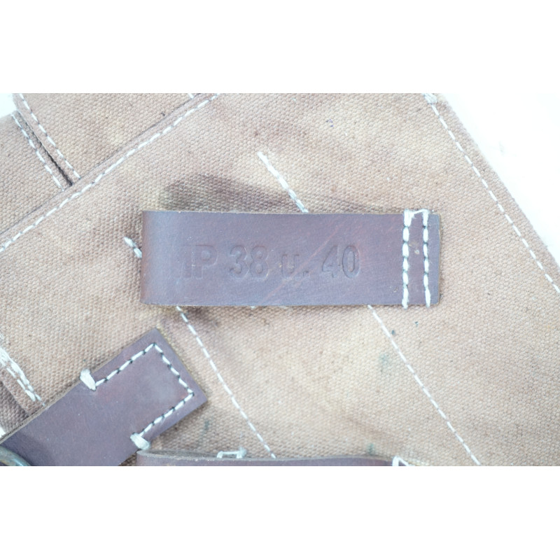Paire de porte chargeur pour MP38 ou MP40 terrain fauve