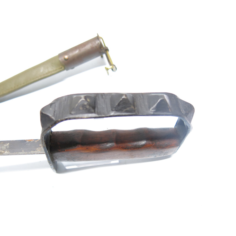 Poignard trench US 1917 lame triangulaire original 1917 ref 556 Poignard trench US 1917 lame triangulaire original 1917 ref 556