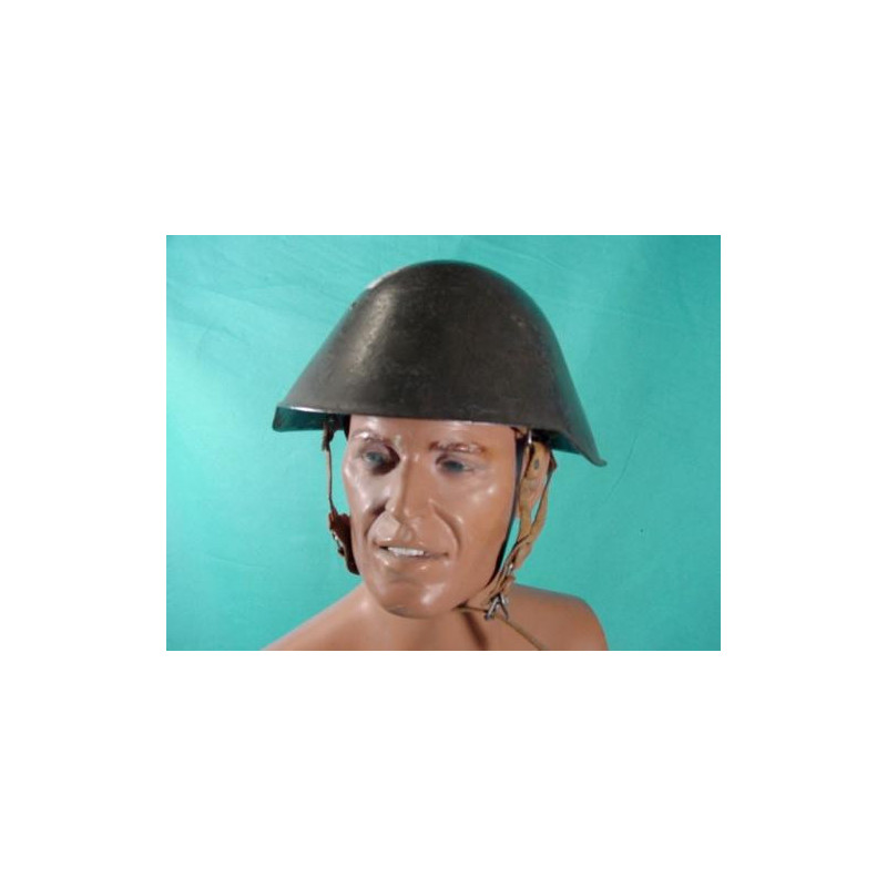 Casque est Allemand Casque est Allemand