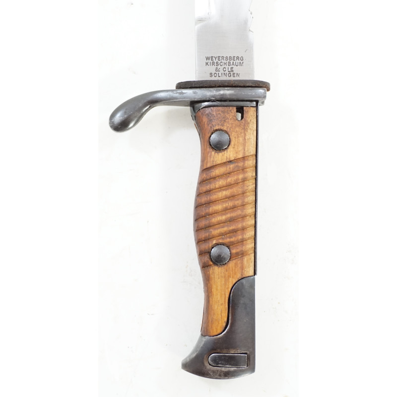 Baïonnette Mauser G98 à dent de scie avec fourreau cuir Baïonnette Mauser G98 à dent de scie avec fourreau cuir