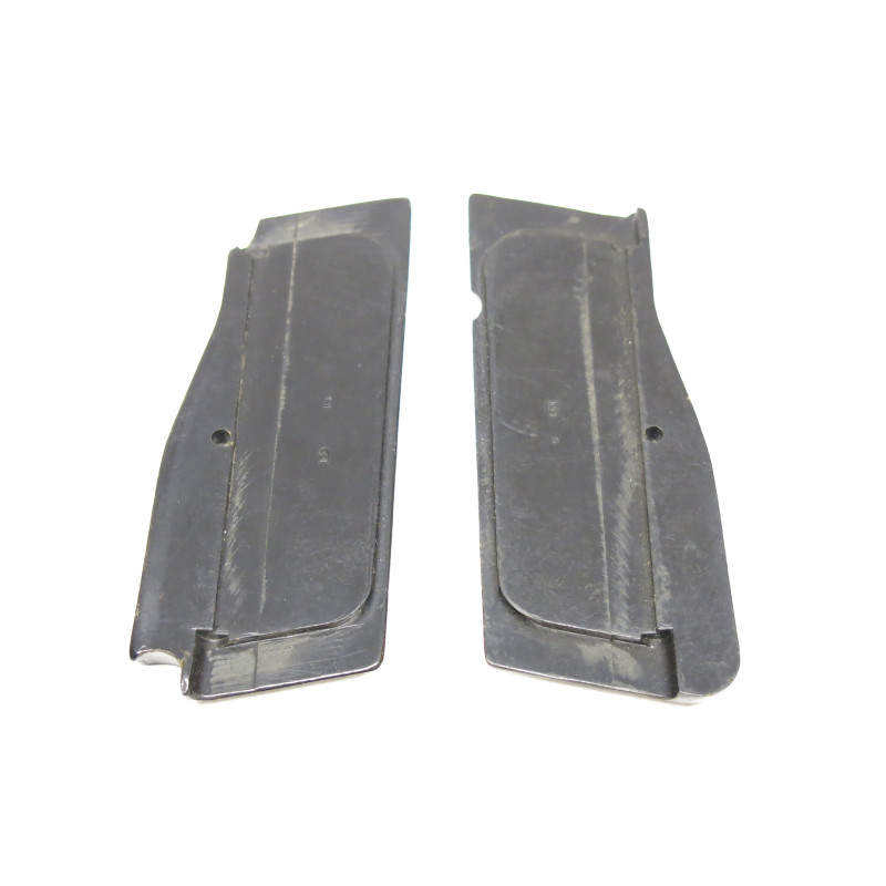 Paire de plaquettes en ABS noir  pour pistolet  GP35 ref 80