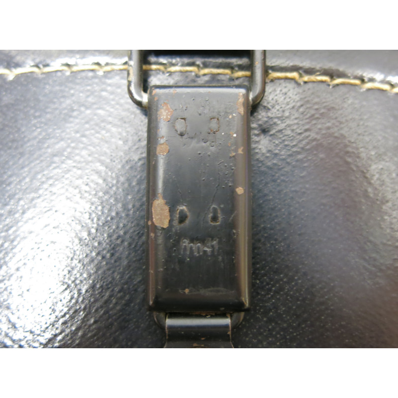 Etui cuir de jumelles Allemande 1941 ref 458