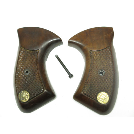 Plaquettes  bois MR73 Manurhin ref 13