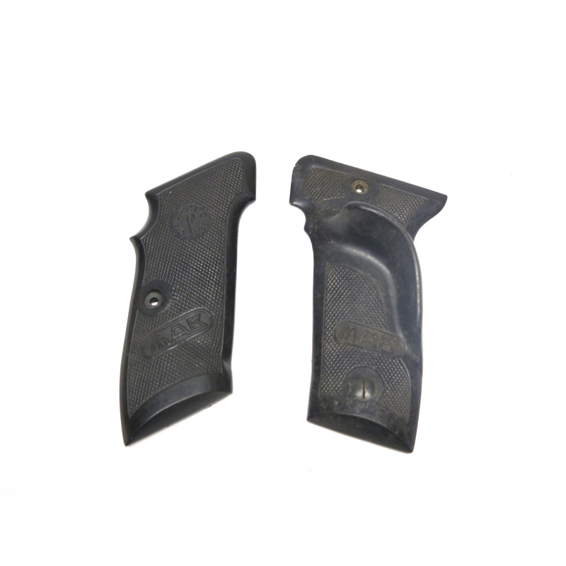 Paire de plaquettes pistolet MAB modele F 22 LR ref  236 
