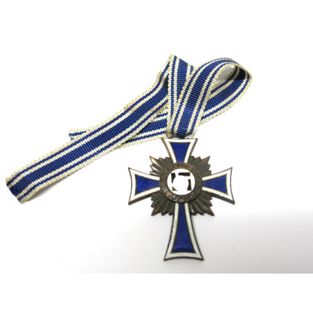 Medaille originale  croix des meres Allemande 1938   ref   236      box 216